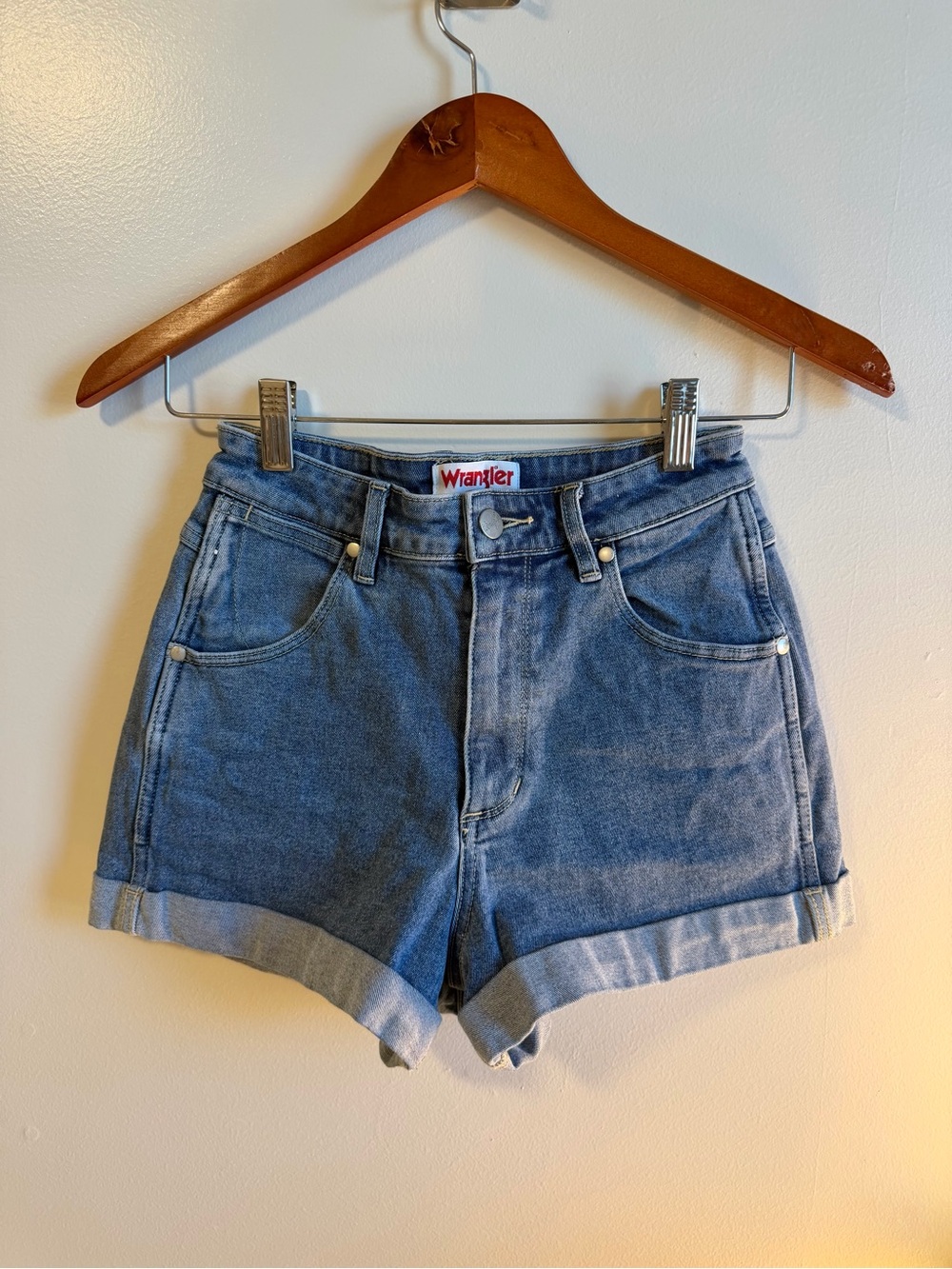 Wrangler Urban Outfitters Hourglass Women's Blue Denim Rolled Hem Shorts 25
